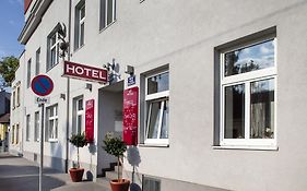 Hahn Hotel Vienna